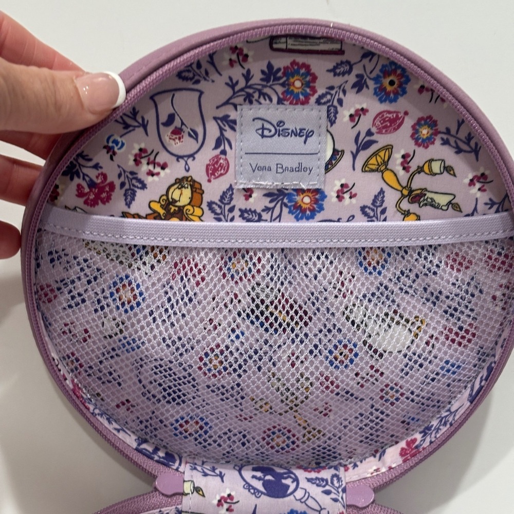 Disney Vera Bradley Beauty and the Beast Mrs Potts Chip Round Cosmetic Case Bag - Picture 11 of 11